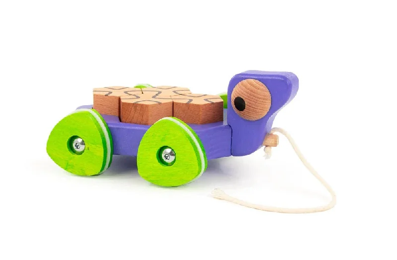 Wooden maracas for rhythmic shaking​ BAJO - WOODEN GALAPAGOS: TORTUOISE